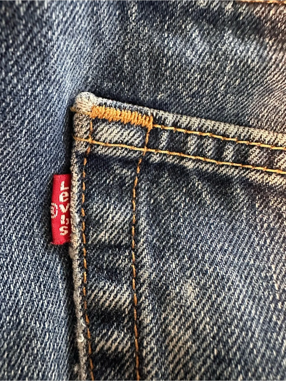 Levi’s 505 Cut-Off Jorts Men’s 33 Medium Wash Denim Shorts Frayed Hem
